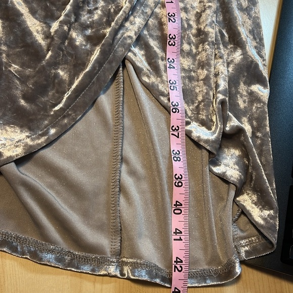 Silver Velvet Dynamite Faux Crossover Dress Size Small - Picture 12 of 12